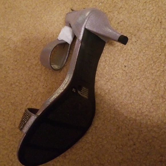 Evening shoe New in box - Picture 3 of 7